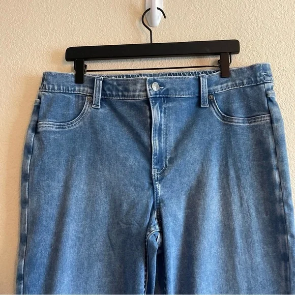 NWT Aerie Pull On Baby Flare Jeans Medium Wash Retro Y2K Women's Size XL - Picture 3 of 12